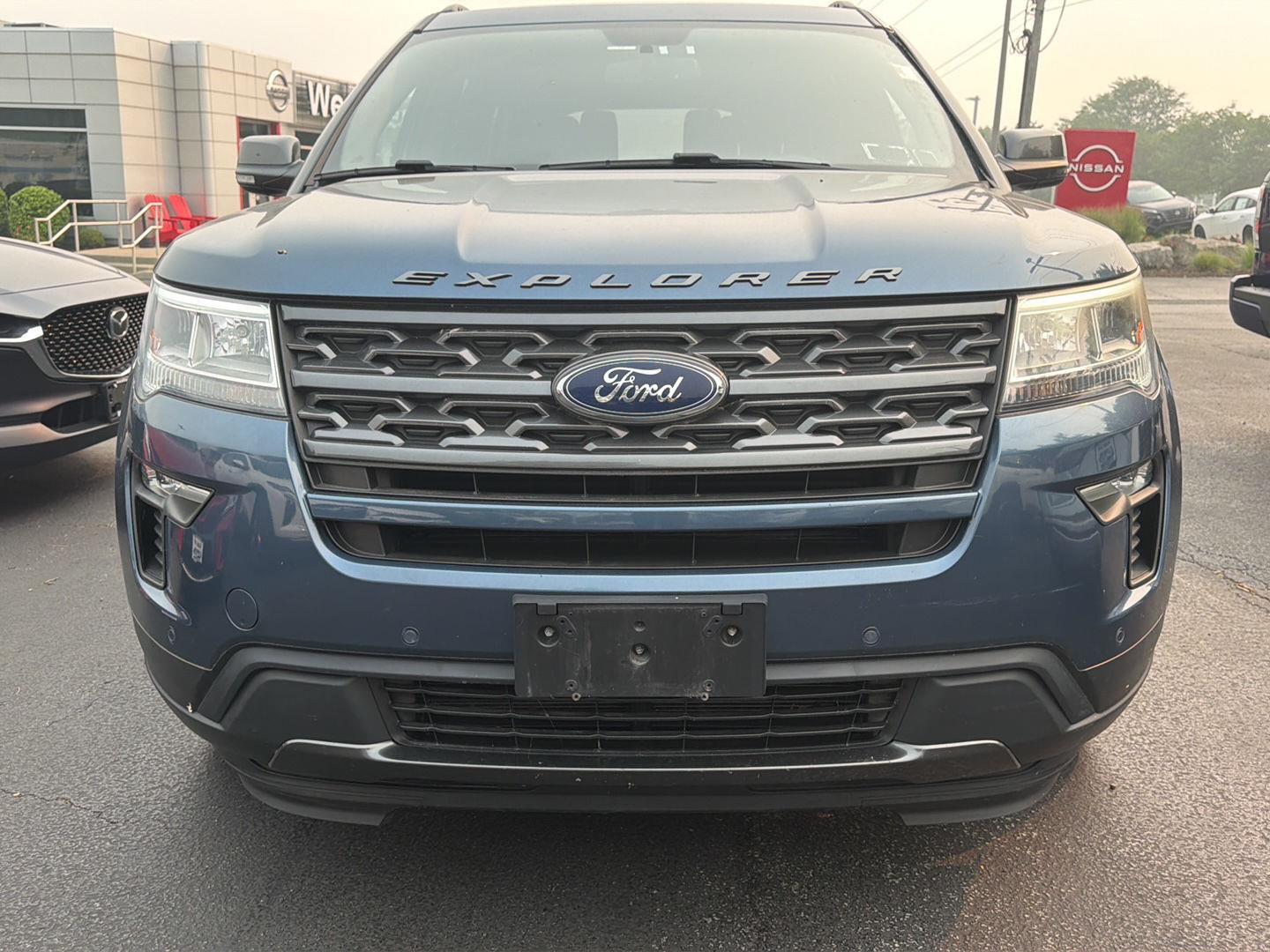 Used 2018 Blue Ford XLT image 2