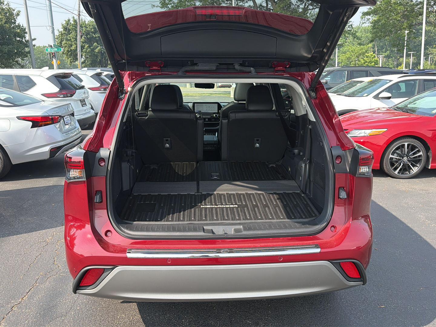 Used 2024 Ruby Flare Pearl Toyota Platinum image 6