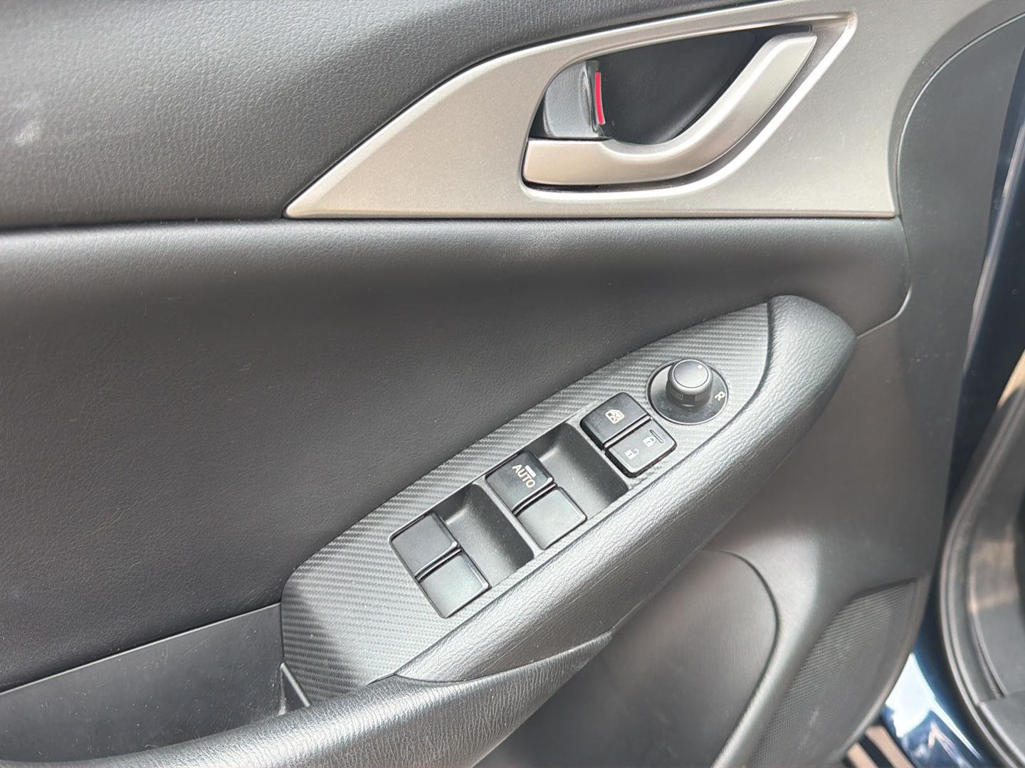 Used 2019 Deep Crystal Blue Mica Mazda Sport image 10