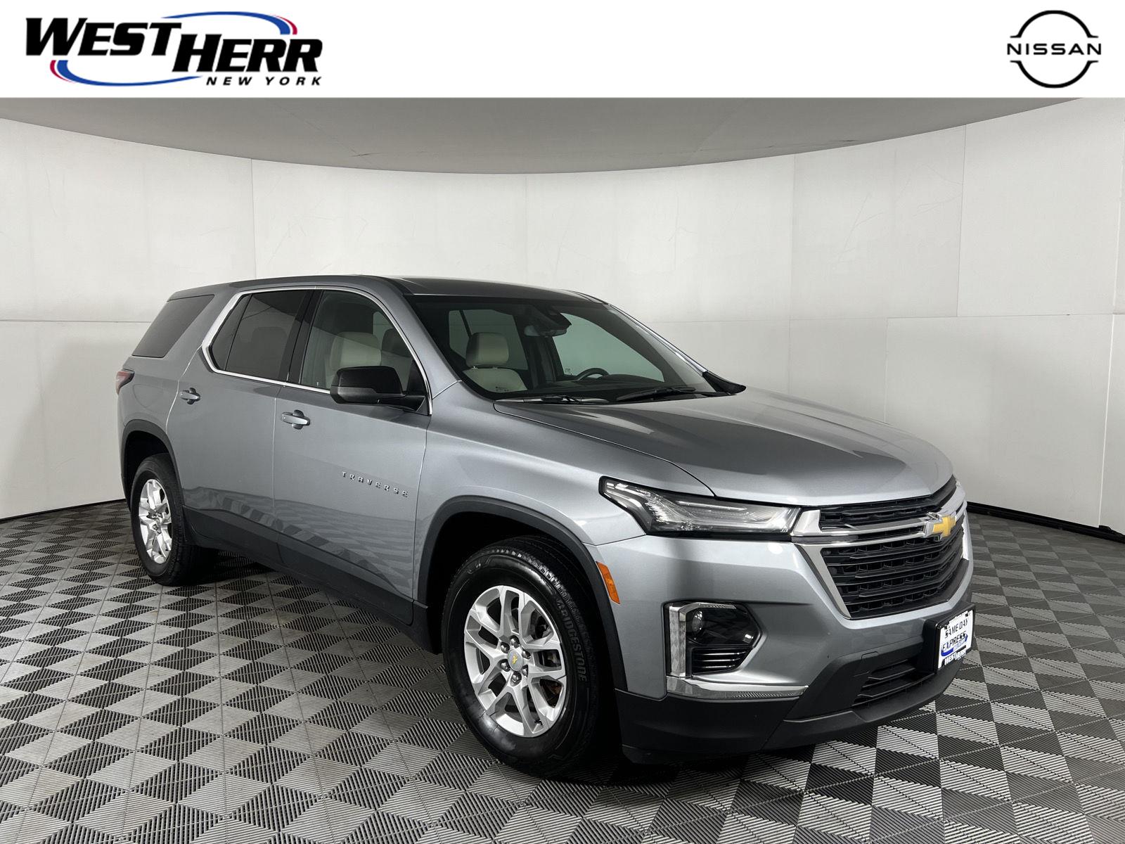 2023 Chevrolet Traverse LS