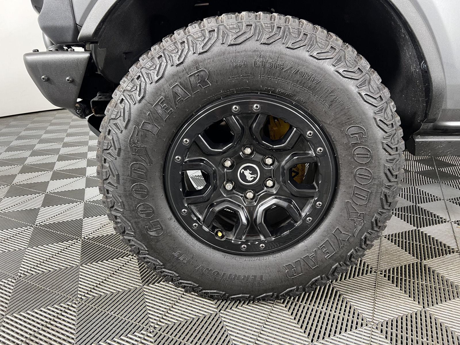 Used 2022 Carbonized Gray Ford Wildtrak Advanced image 5