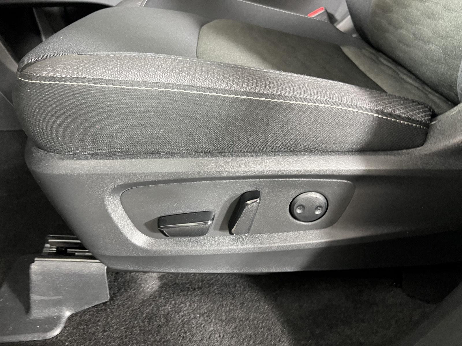 Certified Used 2026 Super Black Nissan SV image 15