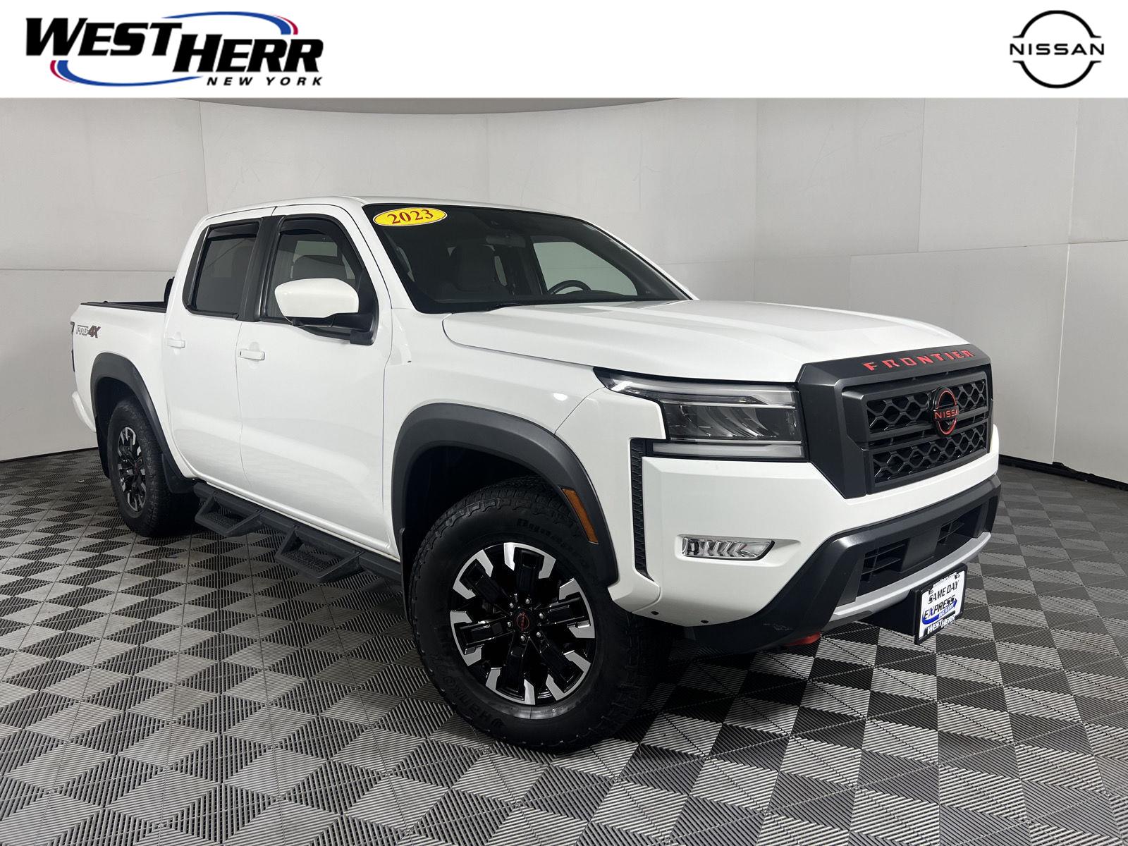  2023 Nissan Frontier PRO-4X Crew Cab 4WD   