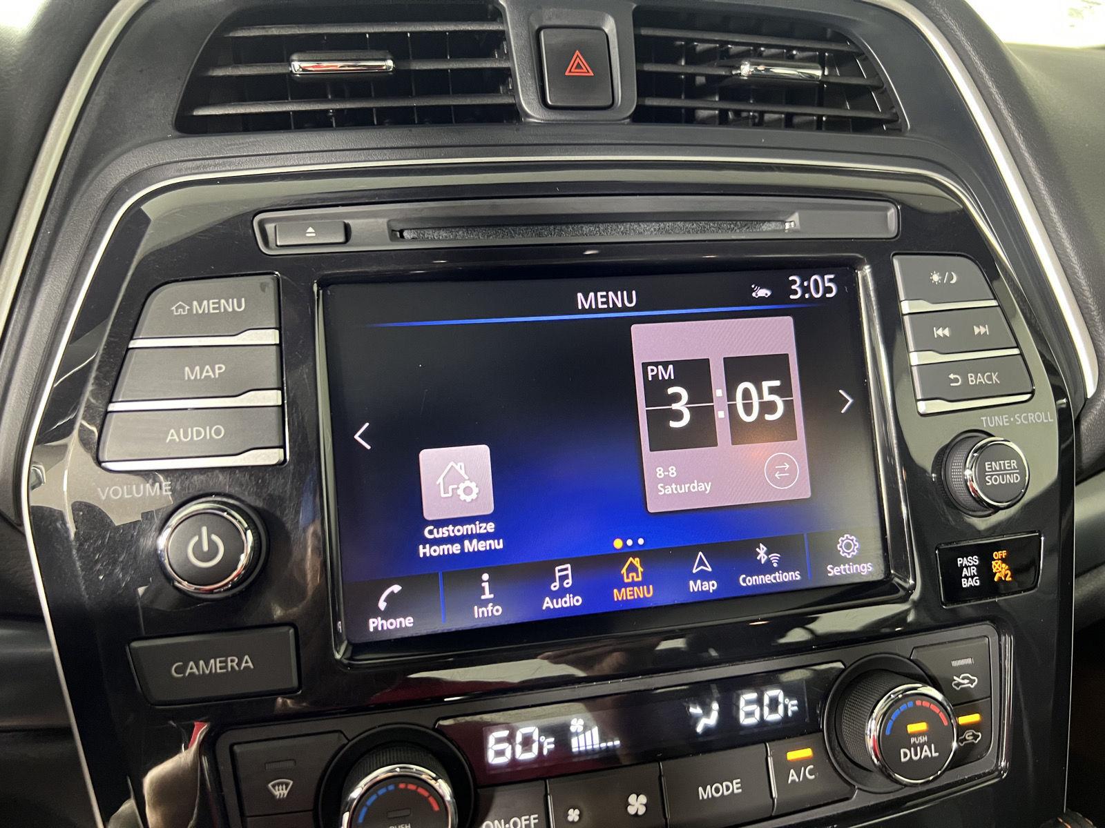 Used 2022 Gun Metallic Nissan SR image 18