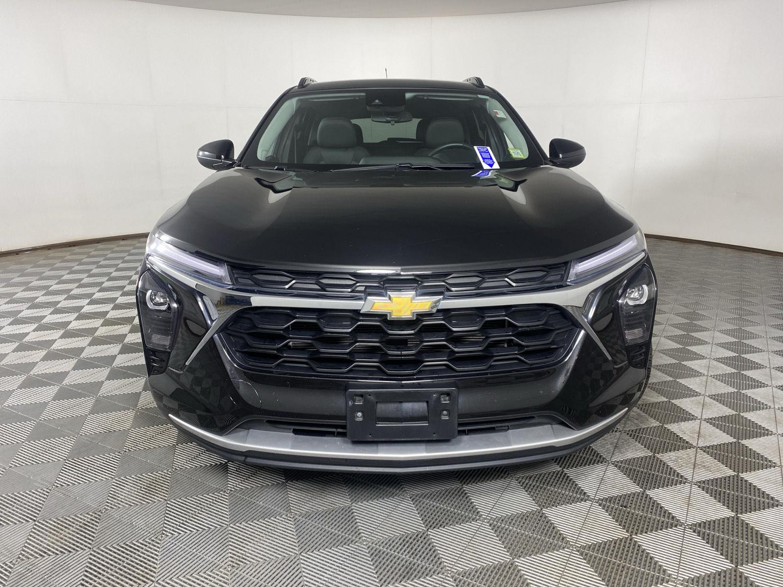 Used 2024 Mosaic Black Metallic Chevrolet LT image 5