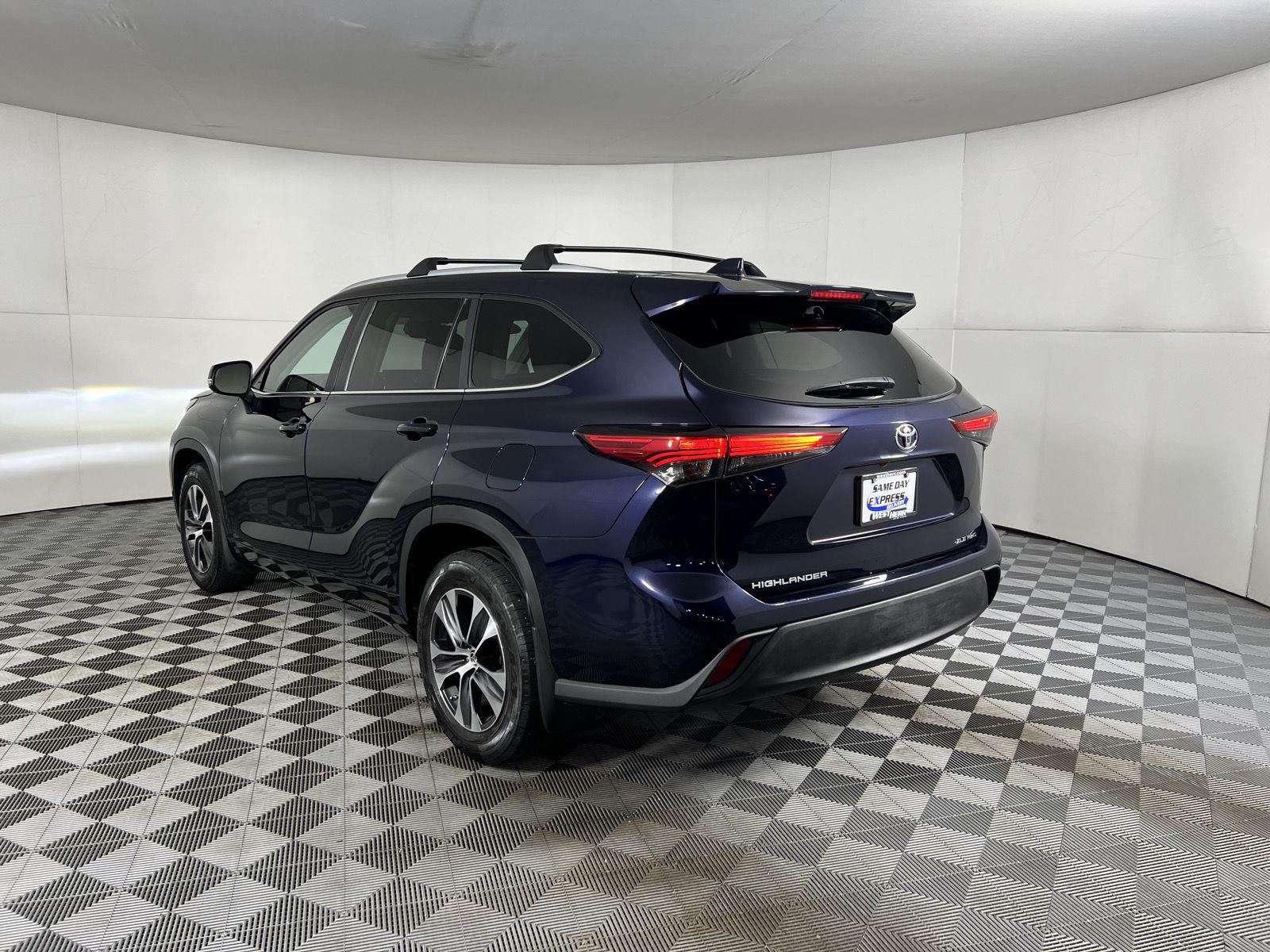 Used 2023 Blueprint Toyota XLE image 6