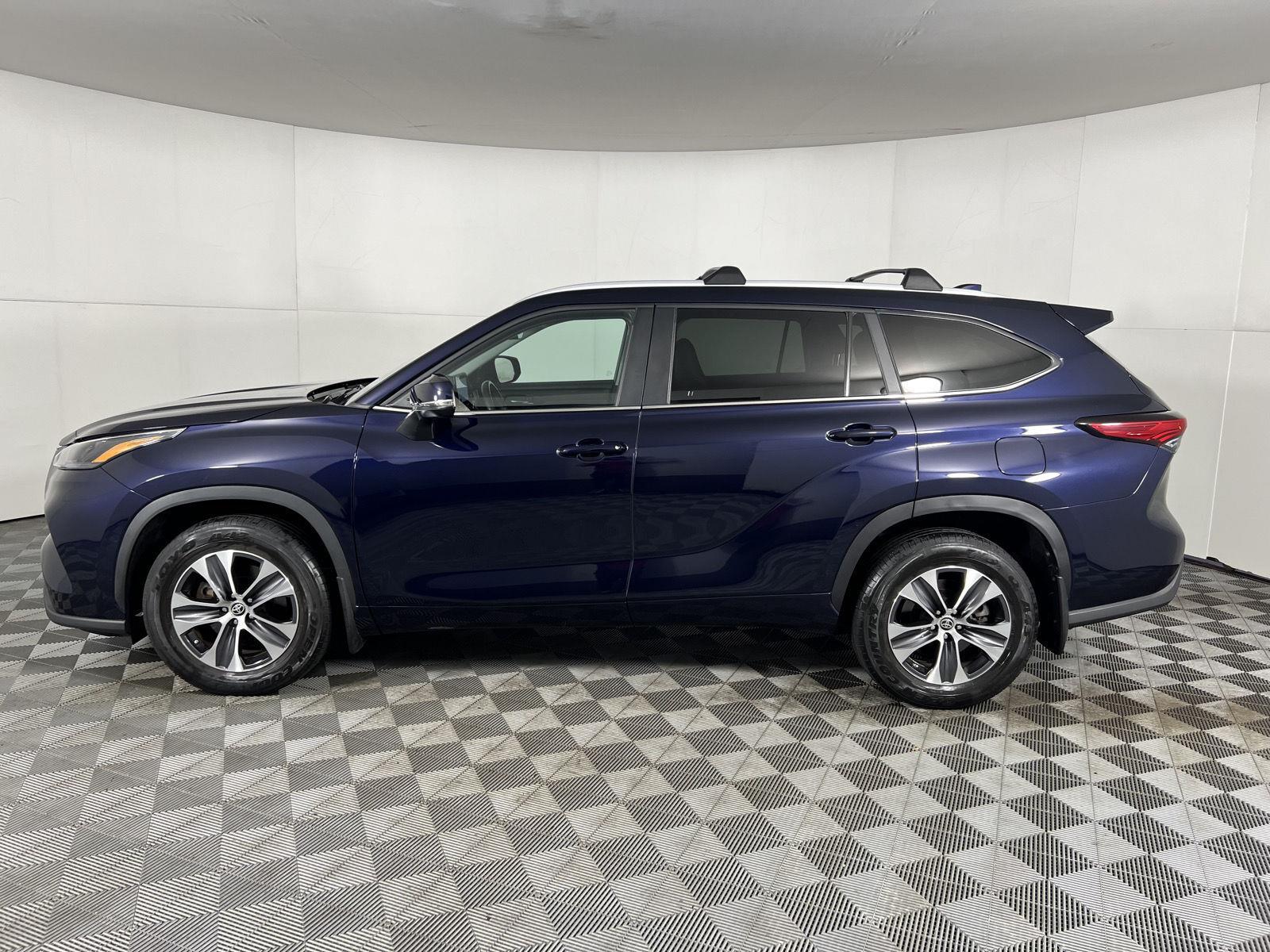 Used 2023 Blueprint Toyota XLE image 5