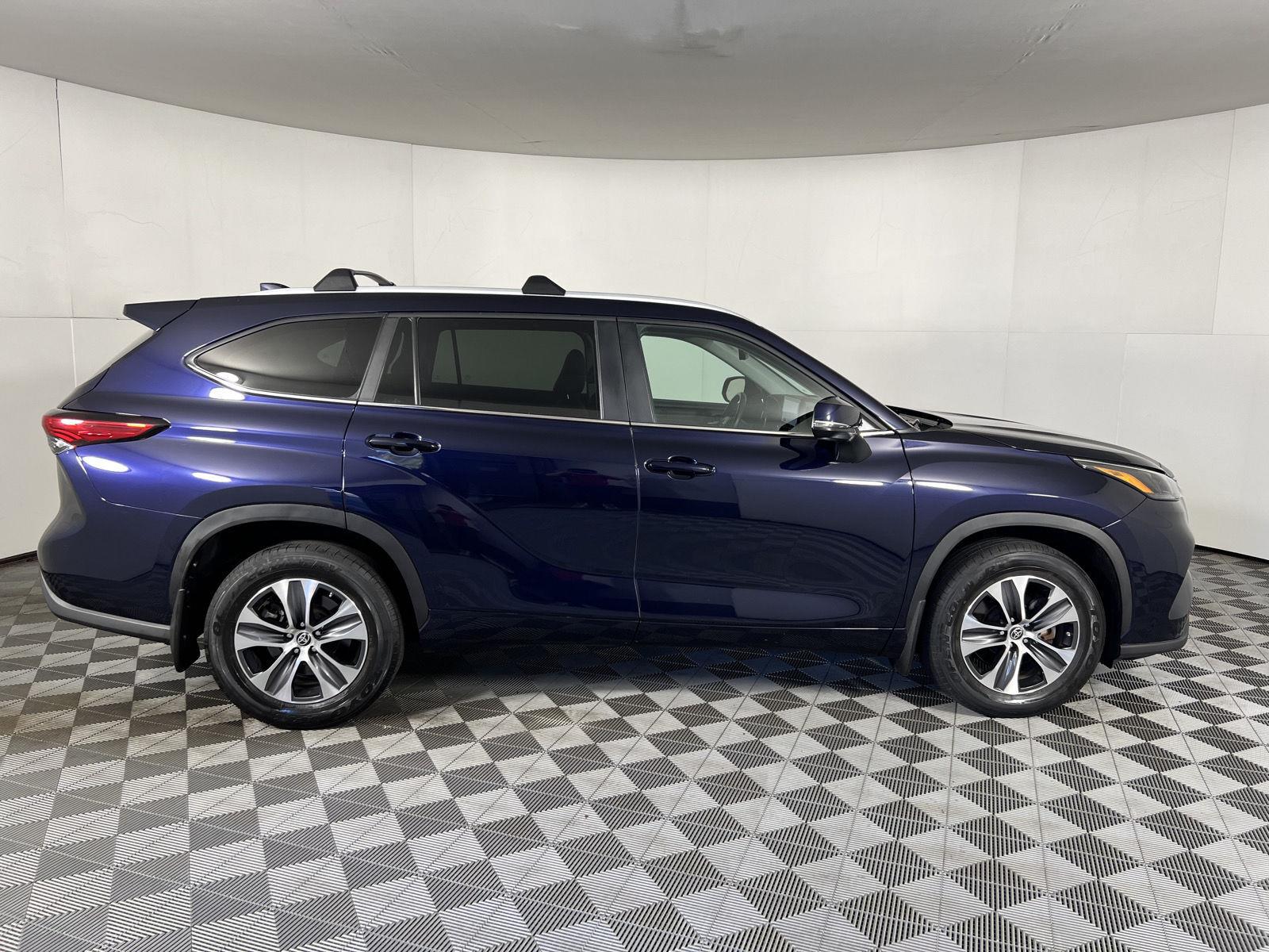 Used 2023 Blueprint Toyota XLE image 12