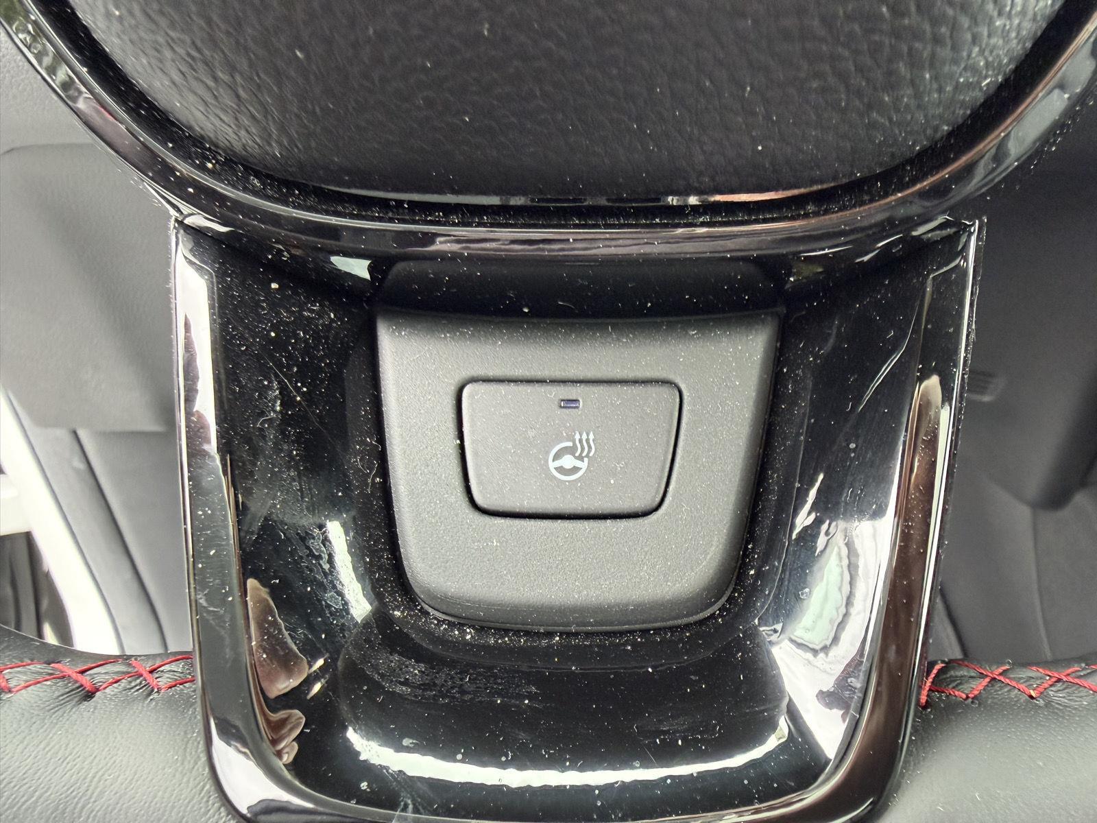 Used 2025 Platinum White Pearl Honda Black Edition image 22