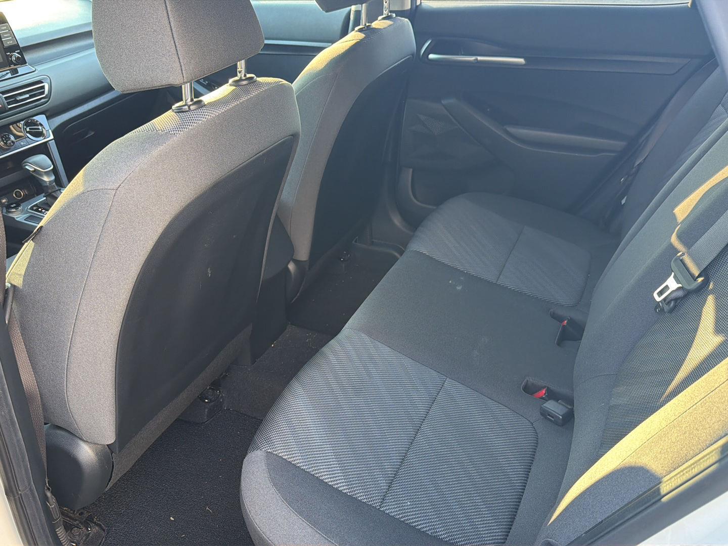 Used 2021 Snow White Pearl Kia LX image 18