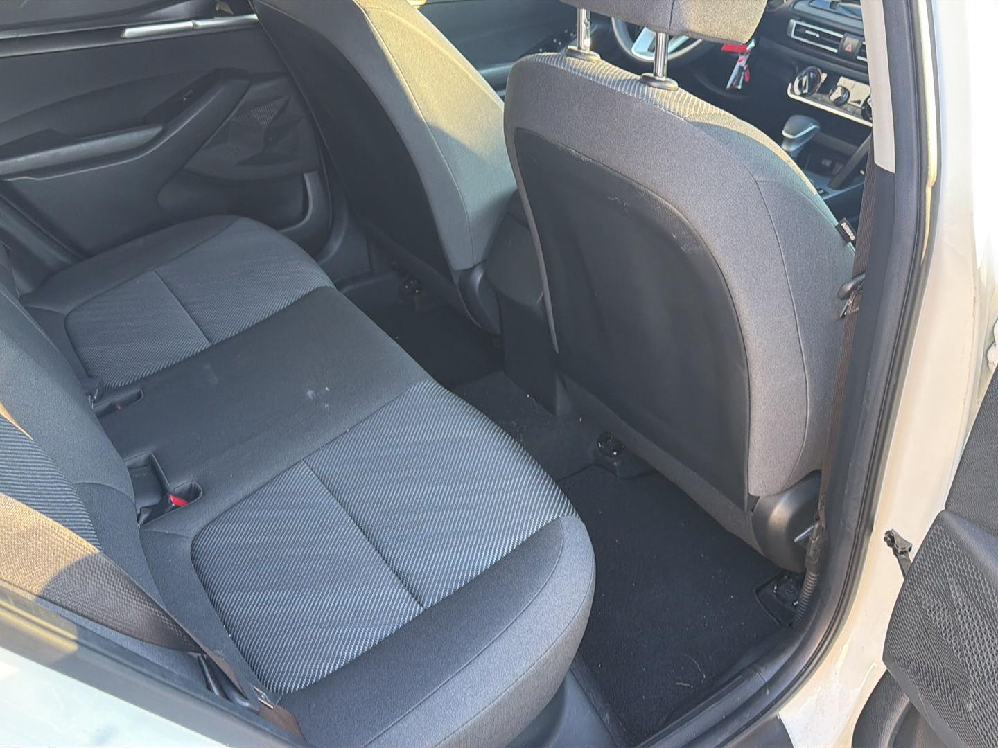Used 2021 Snow White Pearl Kia LX image 19
