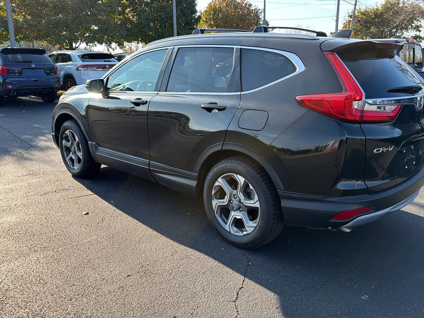 Used 2019 Dark Olive Metallic Honda EX-L image 7