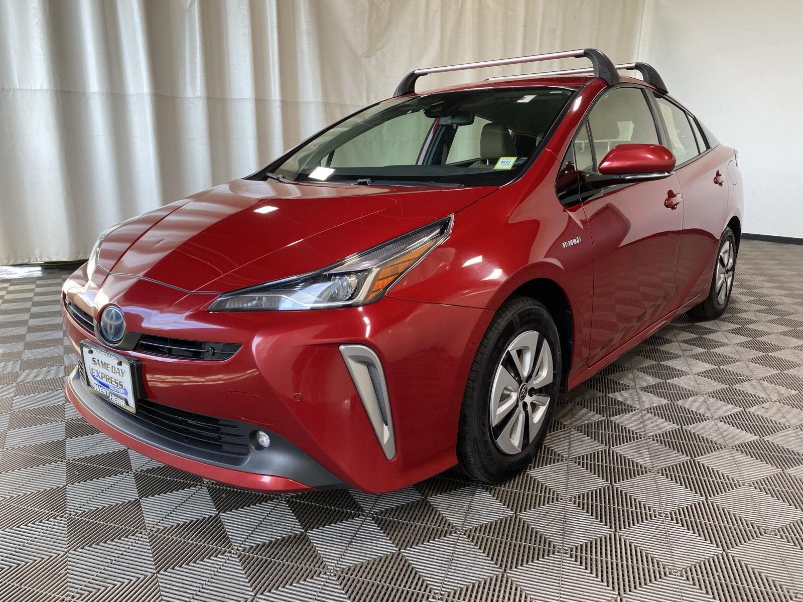 Used 2020 Red Toyota LE AWD-e image 5