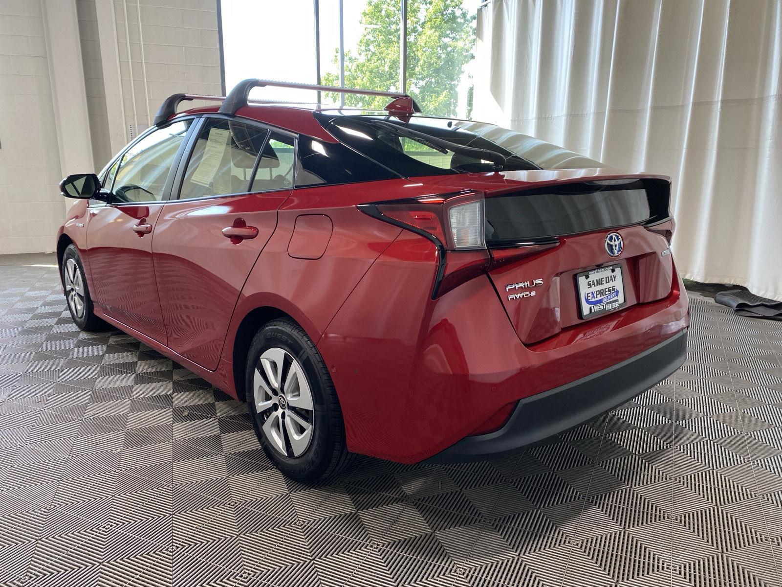 Used 2020 Red Toyota LE AWD-e image 9