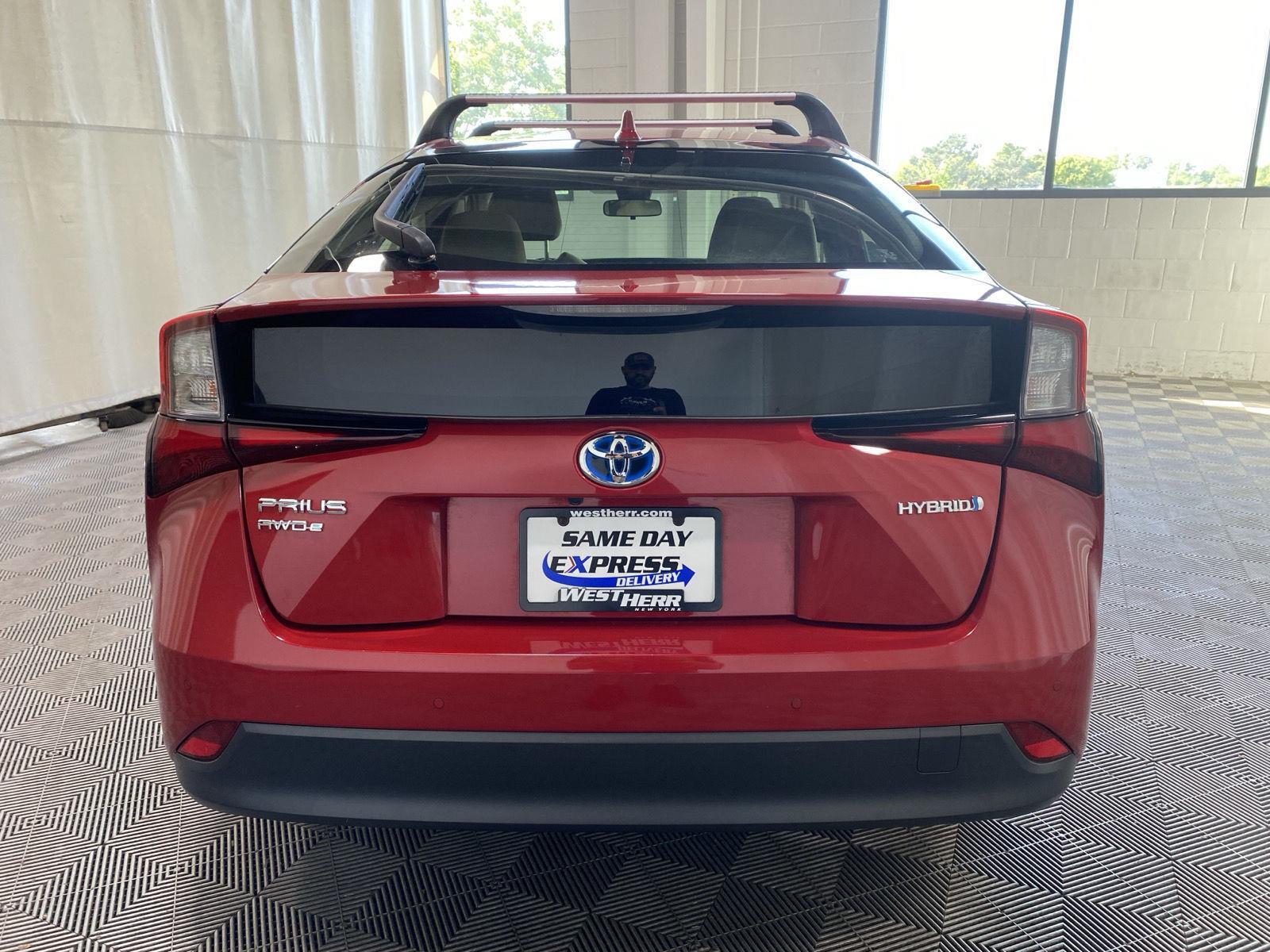 Used 2020 Red Toyota LE AWD-e image 11