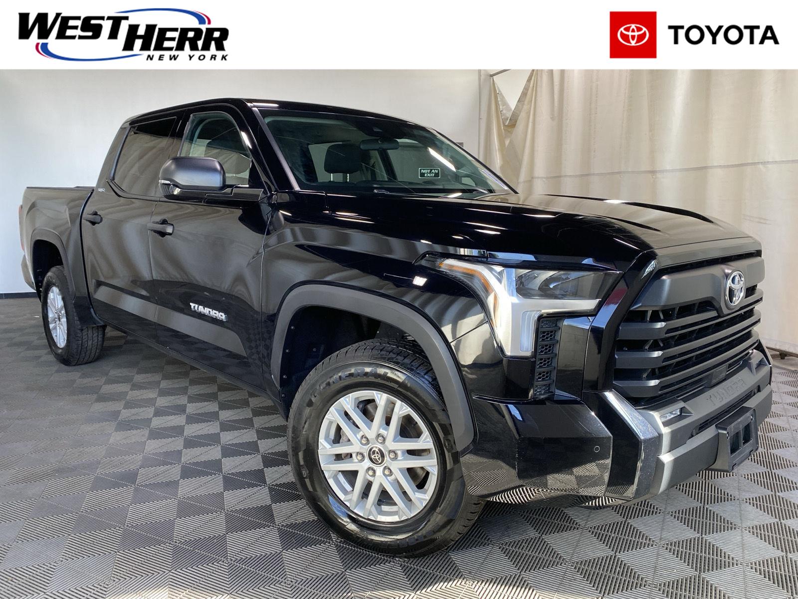  2023 Toyota Tundra SR5 CrewMax Cab 4WD   
