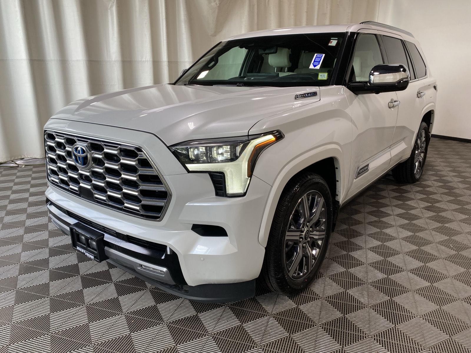 Certified Used 2023 Pearl Toyota Capstone image 3