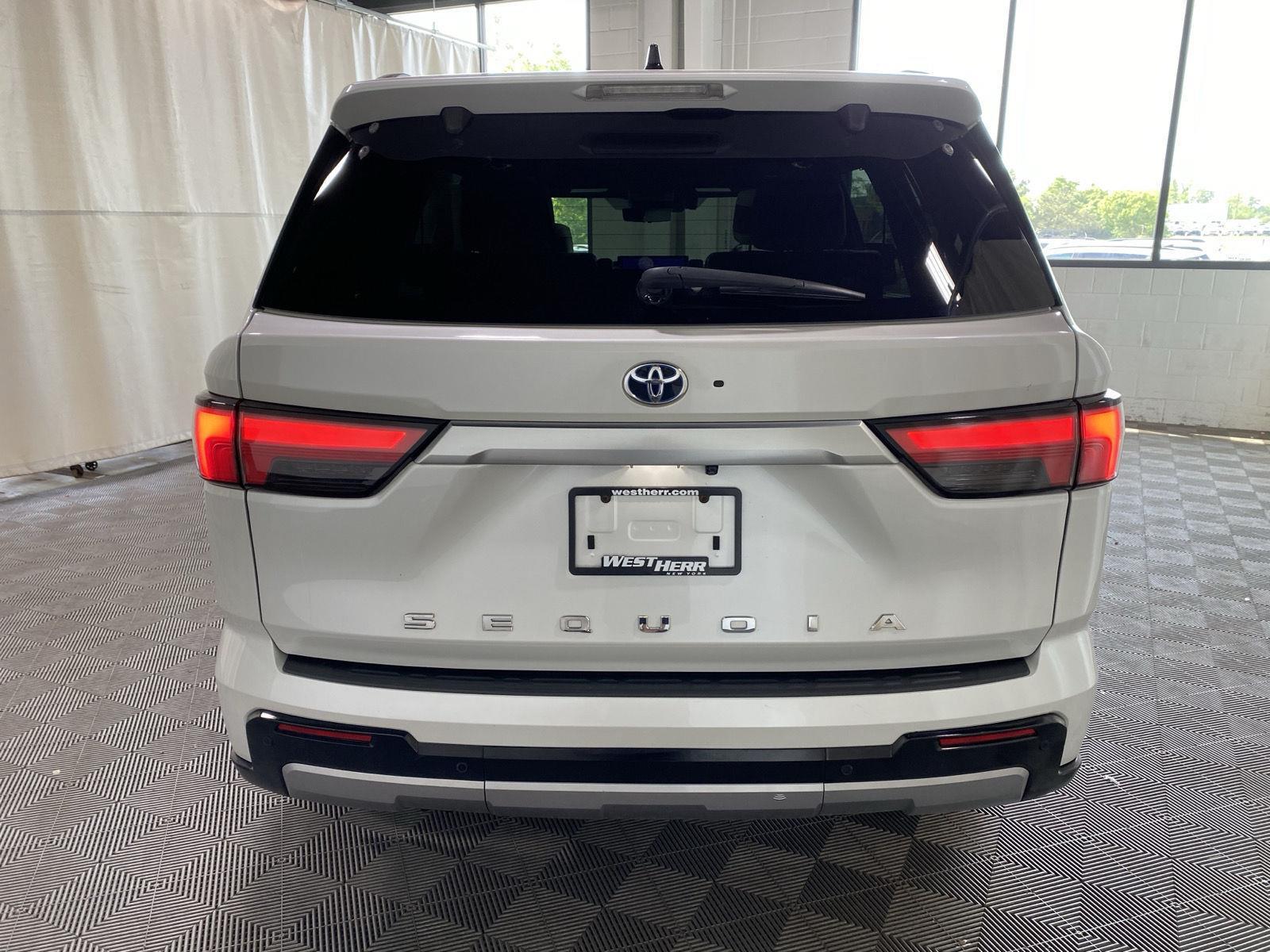 Certified Used 2023 Pearl Toyota Capstone image 6