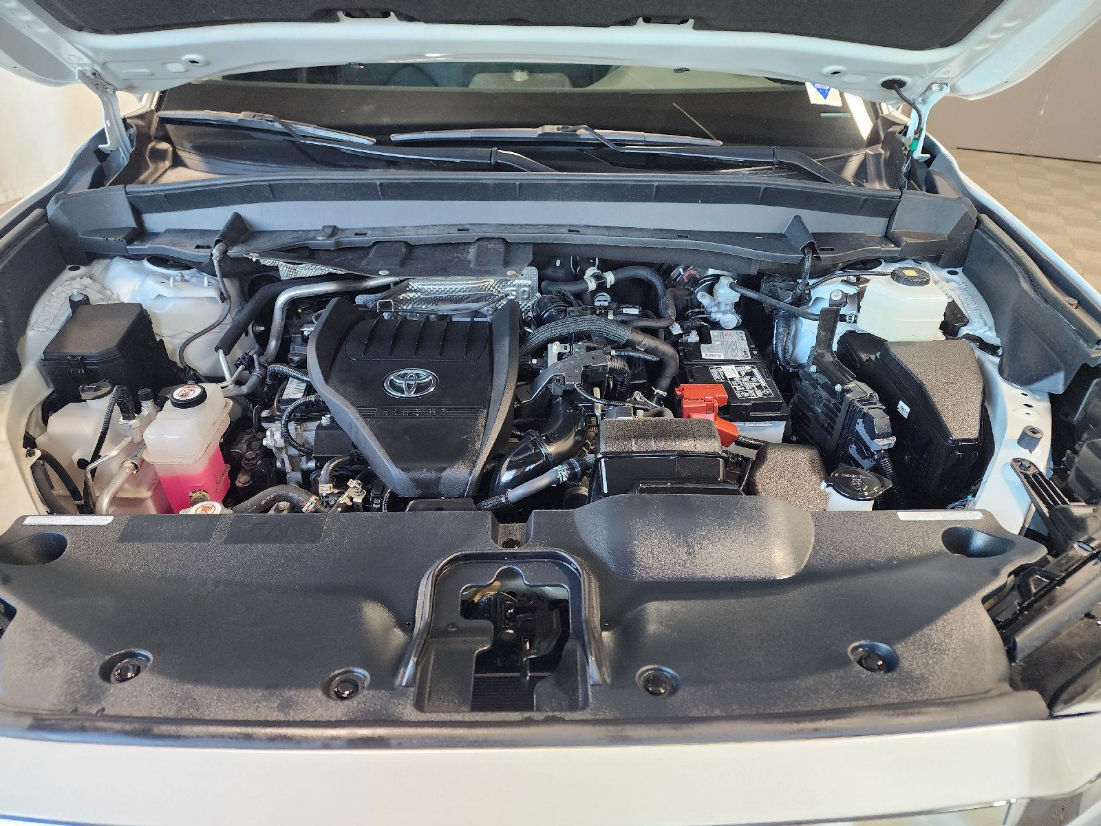 Certified Used 2024 Pearl Toyota Limited image 9