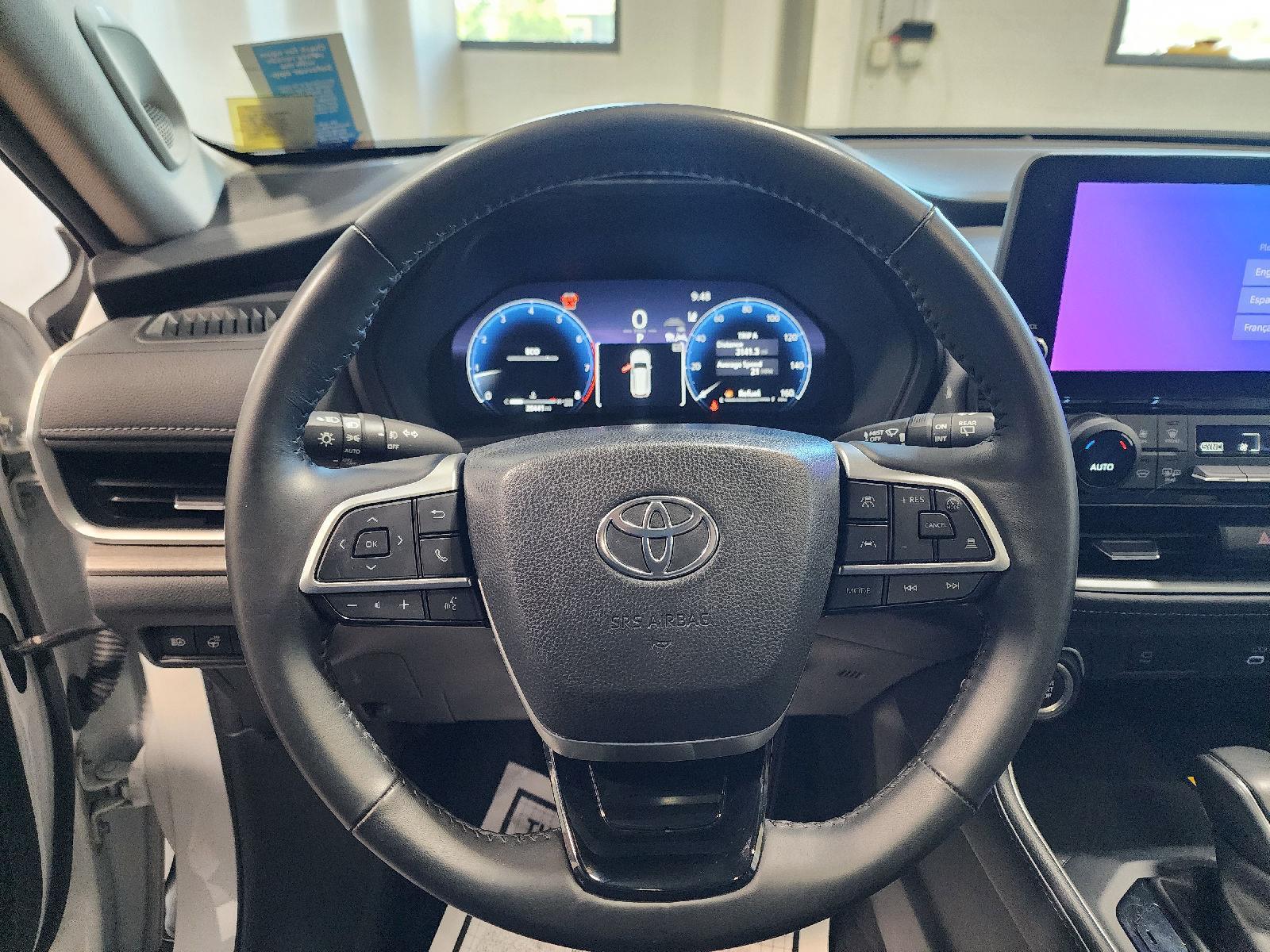 Certified Used 2024 Pearl Toyota Limited image 23