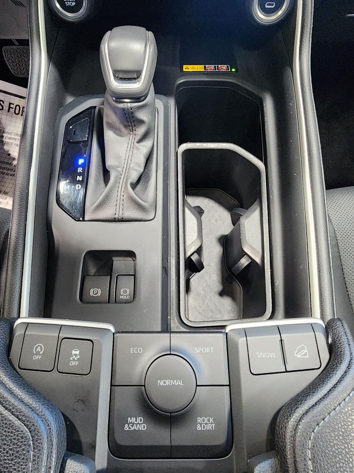 Certified Used 2024 Pearl Toyota Limited image 33