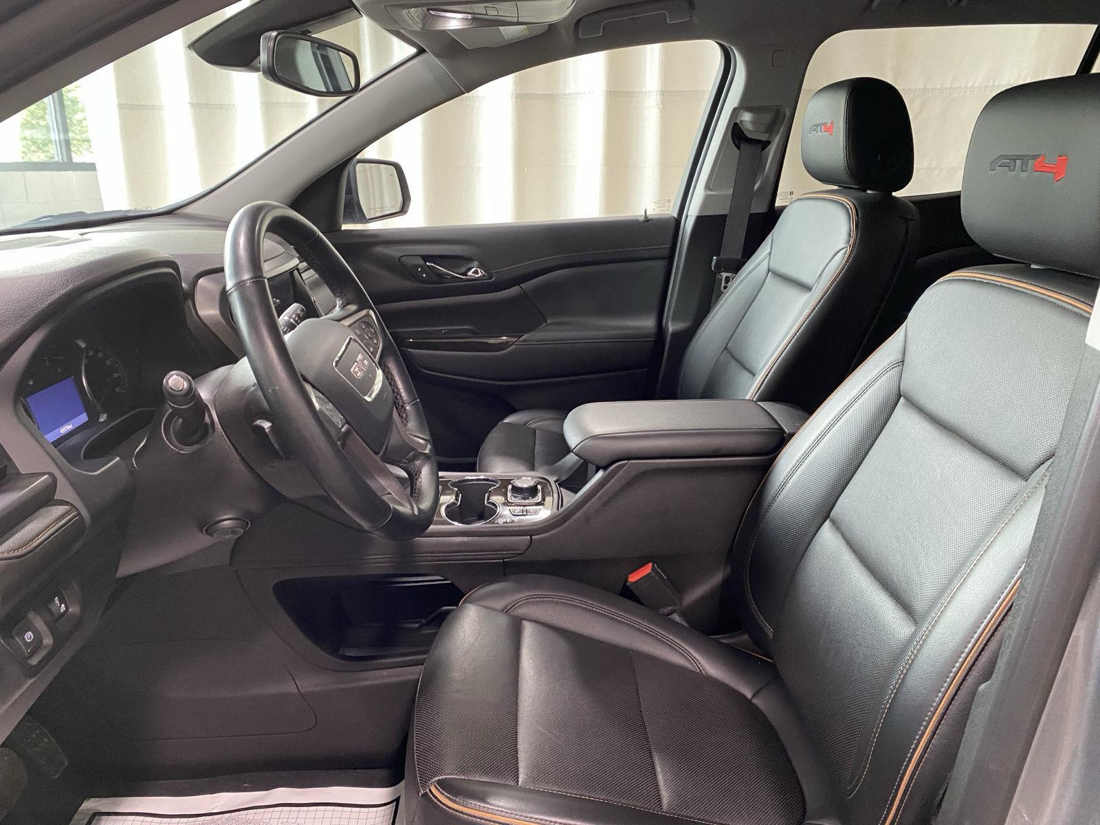 Used 2023 Sterling Metallic GMC AT4 image 4