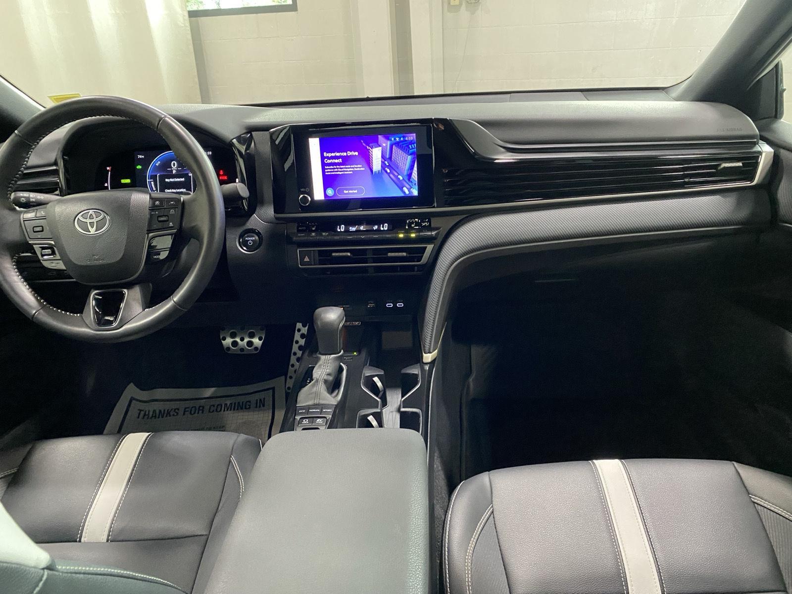 Certified Used 2025 Ice Cap Toyota SE image 13