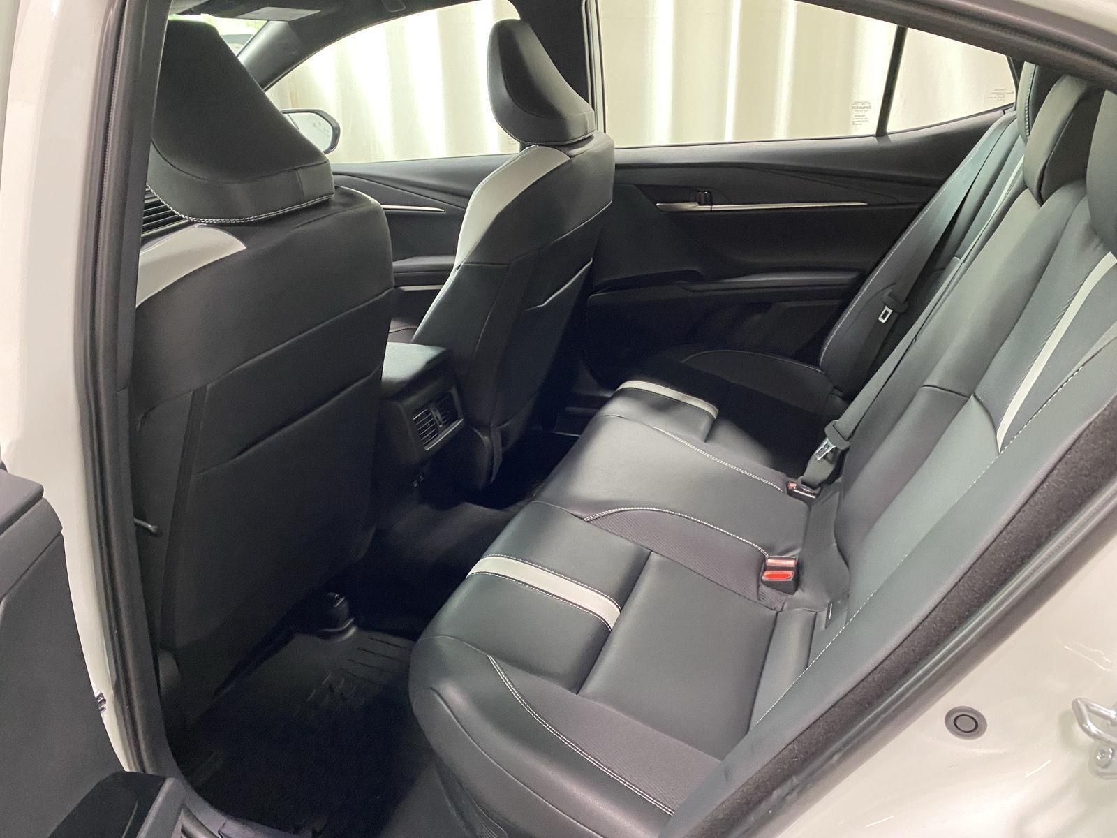 Certified Used 2025 Ice Cap Toyota SE image 15
