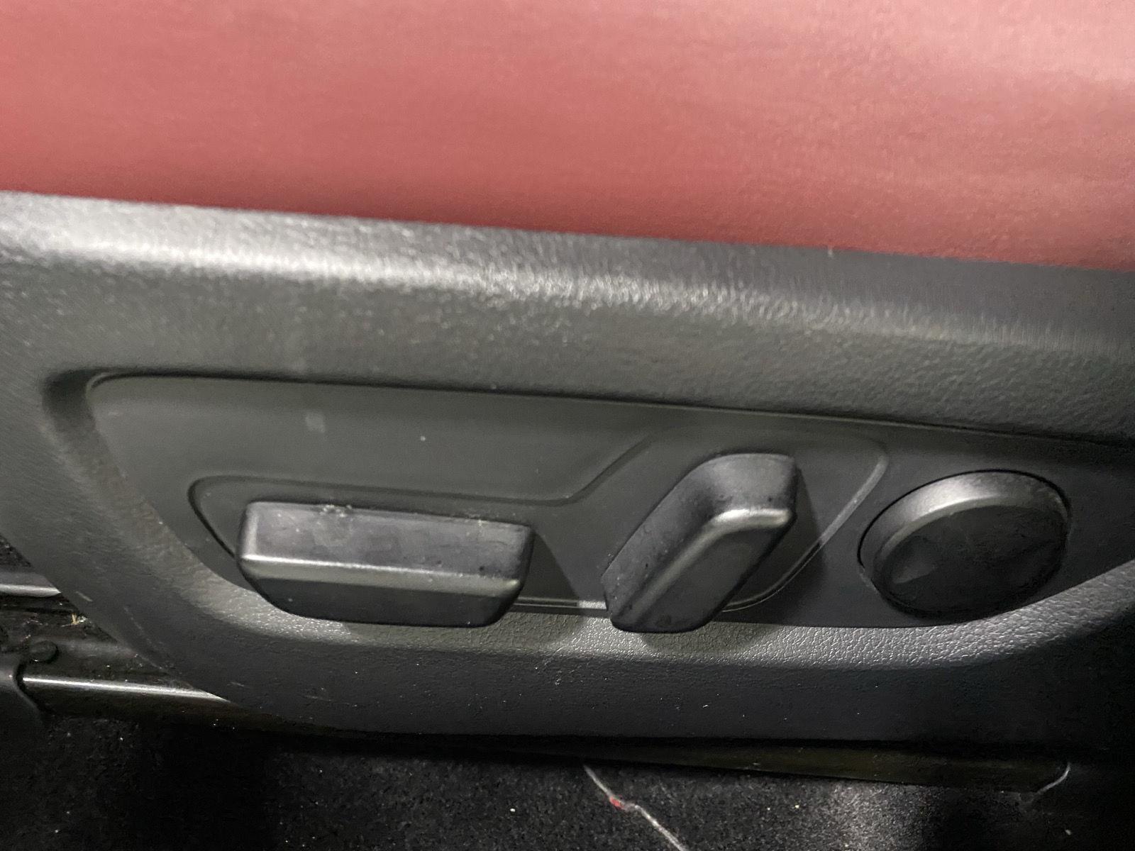 Used 2024 Polymetal Gray Metallic Mazda 2.5 S Carbon Edition image 18
