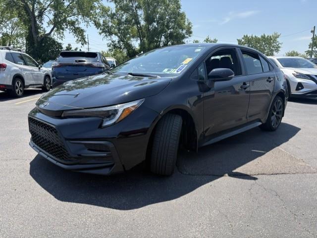 Certified Used 2023 Midnight Black Metallic Toyota SE image 3