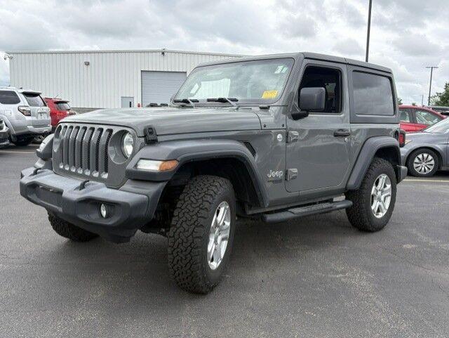 Used 2020 Sting-Gray Clearcoat Jeep Sport S image 6