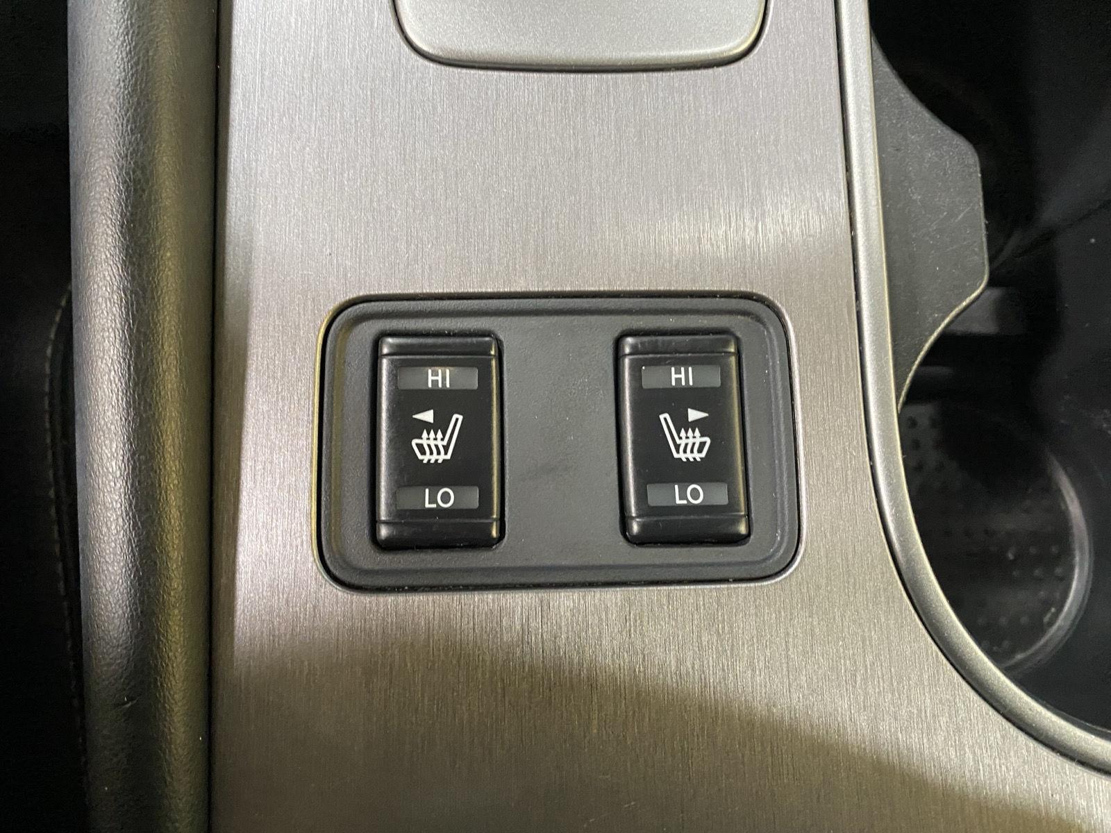 Used 2023 Brilliant Silver Metallic Nissan SL image 20