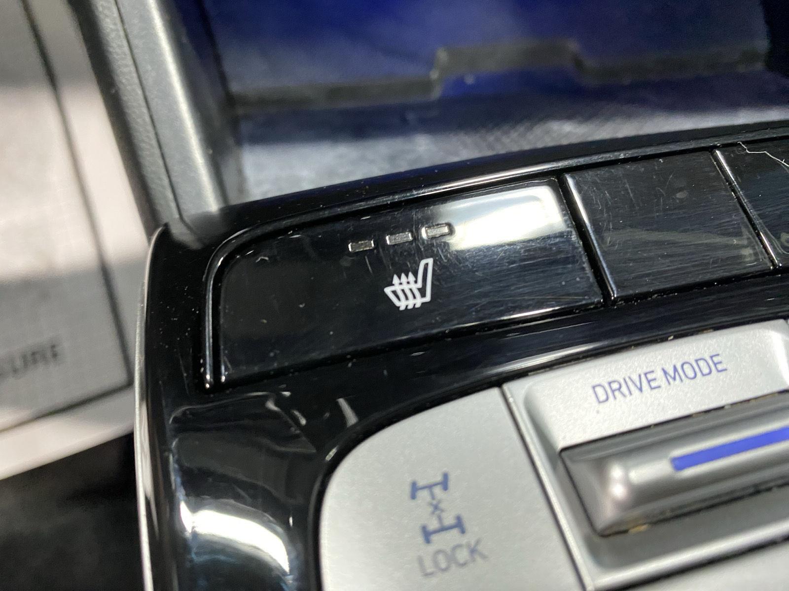 Used 2022 Deep Sea Hyundai SEL Convenience image 27
