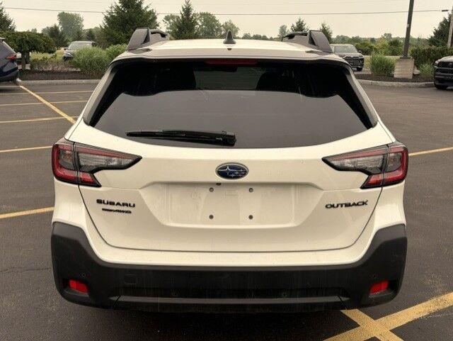 Used 2025 Crystal White Pearl Subaru Onyx Edition image 11
