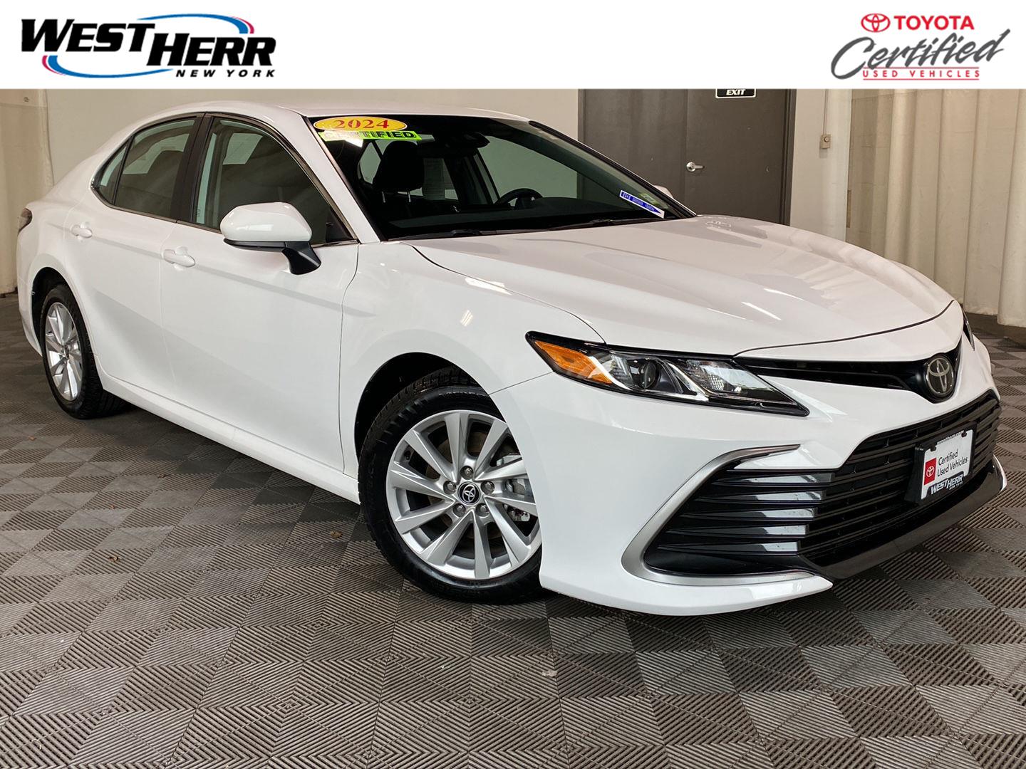 Ice Cap 2024 Toyota Camry Sedan Front-Wheel Drive 8-Speed Automatic