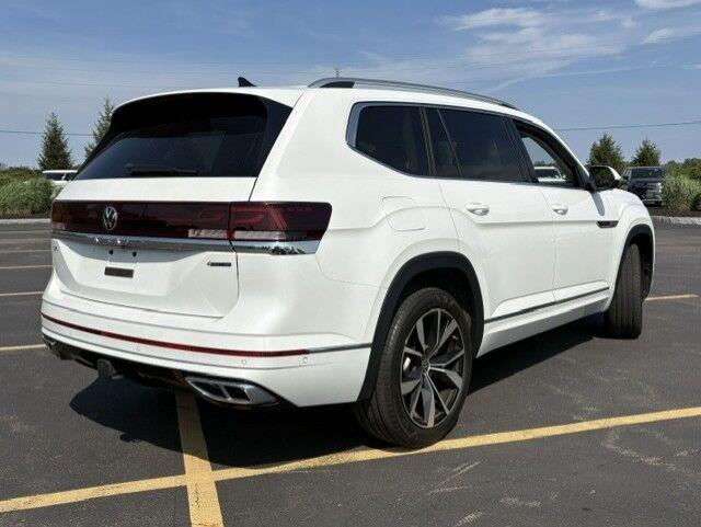 Used 2024 Opal White Pearl Volkswagen 2.0T SEL Premium R-Line image 11