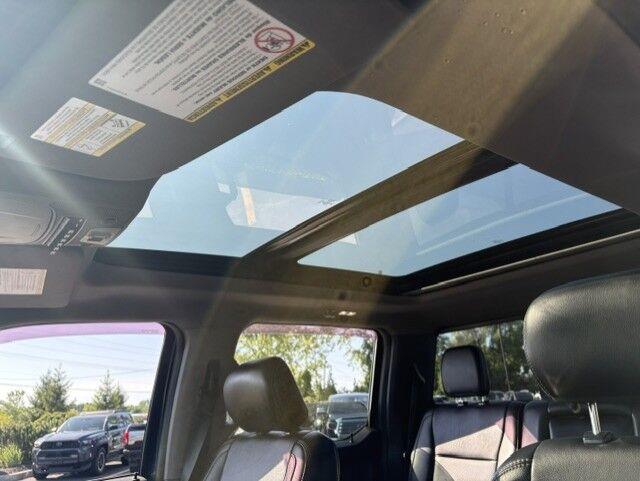 Used 2019 Magnetic Ford LARIAT image 2