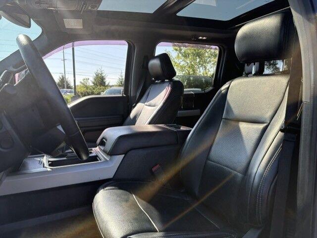 Used 2019 Magnetic Ford LARIAT image 6