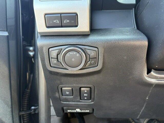 Used 2019 Magnetic Ford LARIAT image 21
