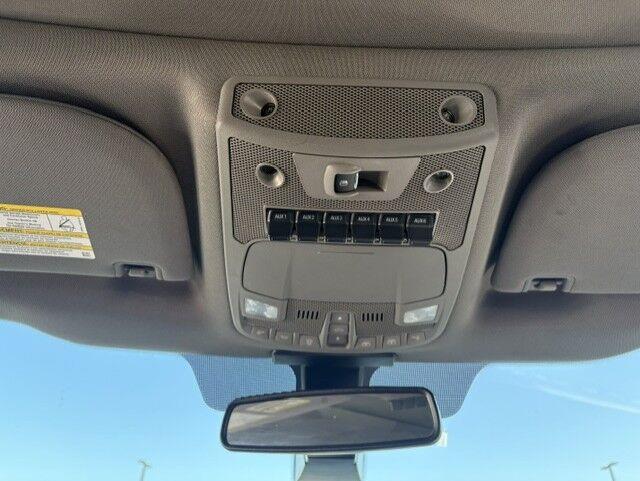 Used 2019 Magnetic Ford LARIAT image 16