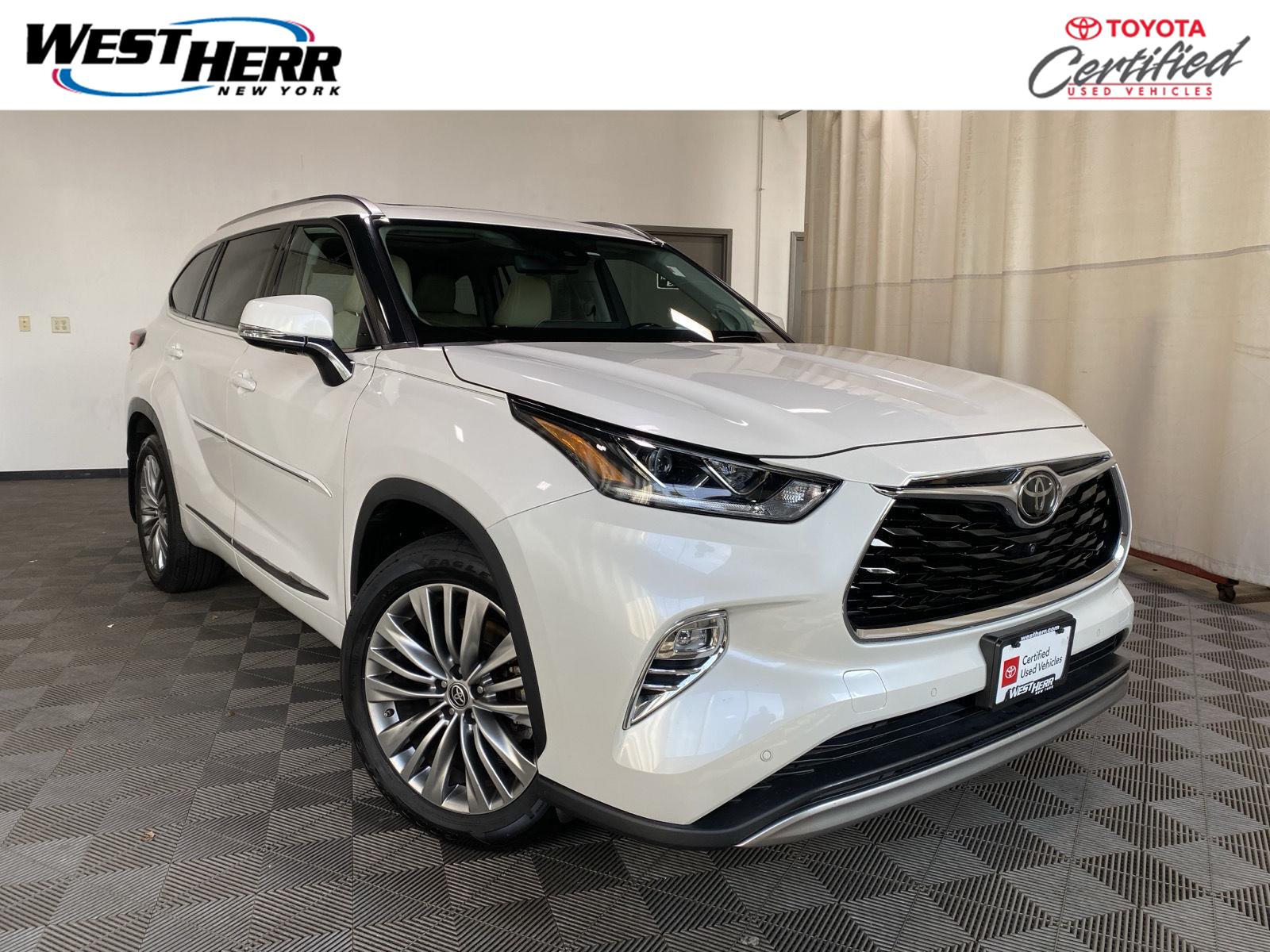 White (Blizzard Pearl) 2021 Toyota Highlander SUV / Crossover All-Wheel Drive Automatic