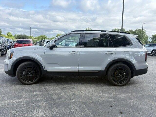 Used 2023 Wolf Gray Kia EX X-Line image 8