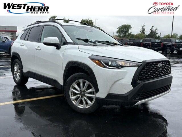 2023 Toyota Corolla Cross LE