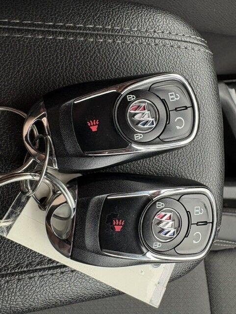 Used 2022 Ebony Twilight Metallic Buick Preferred image 21