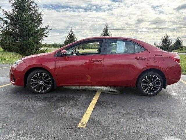Used 2014 Barcelona Red Metallic Toyota S Plus image 8