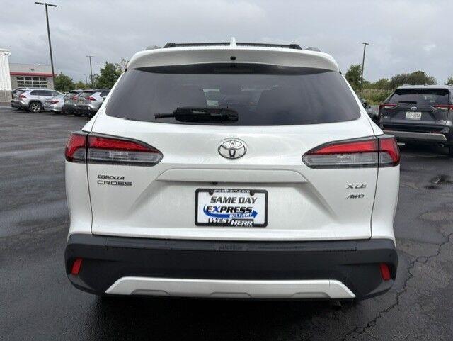 Certified Used 2024 Wind Chill Pearl Toyota XLE image 11