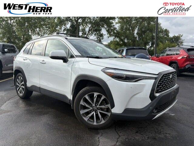 2024 Toyota Corolla Cross XLE