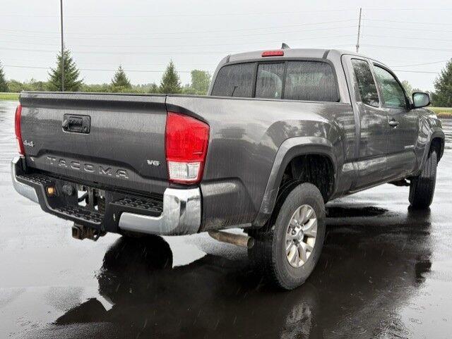 Used 2016 Magnetic Gray Metallic Toyota SR5 V6 image 14