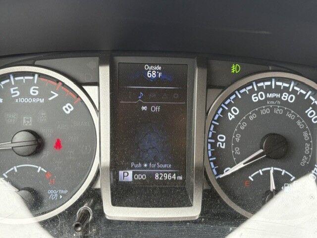 Used 2016 Magnetic Gray Metallic Toyota SR5 V6 image 20