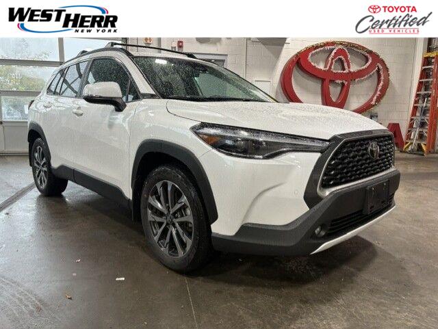  2023 Toyota Corolla Cross XLE AWD   